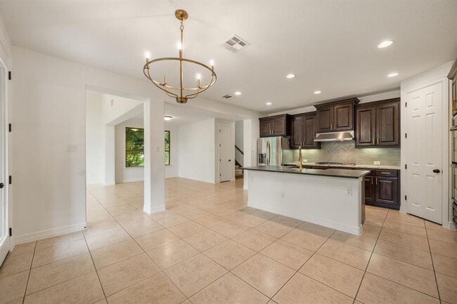Building Photo - 2201 Quarry Loop
