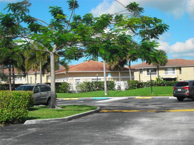 Primary Photo - 10080 Twin Lakes Dr