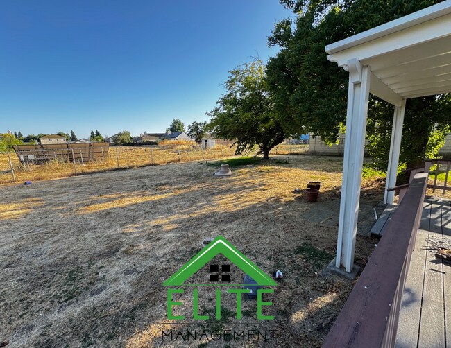 Building Photo - A Charming Single Story Ranch Residence