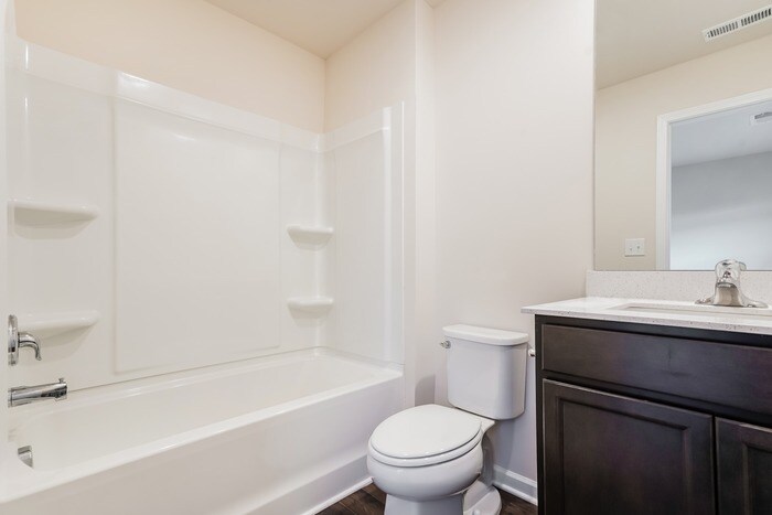 Building Photo - 6082 Cullen Dr