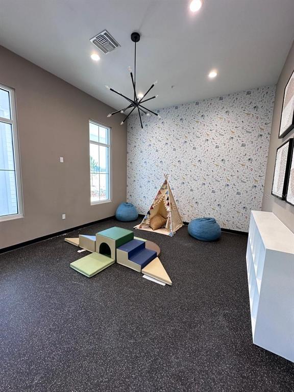 Building Photo - 2345 Treasure Hill St