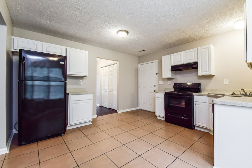 Building Photo - 1322 Sandybrook Ct
