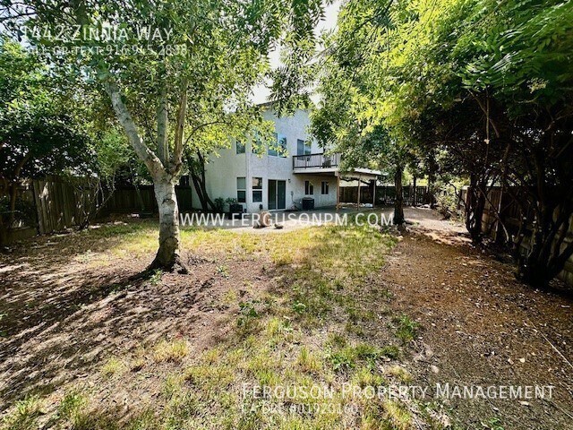 Building Photo - 1442 Zinnia Way