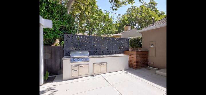 Building Photo - 2744 14th St