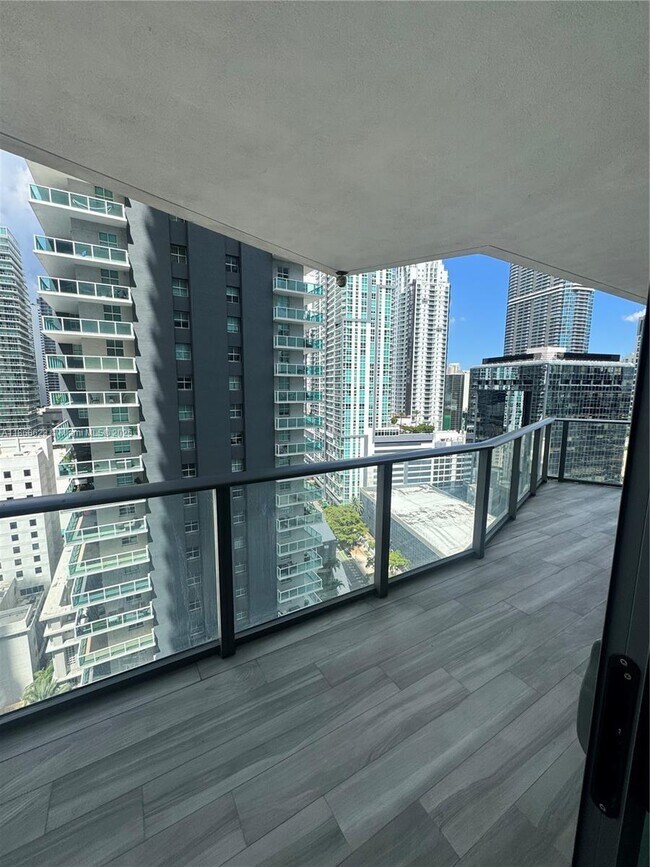 Building Photo - 1300 S Miami Ave