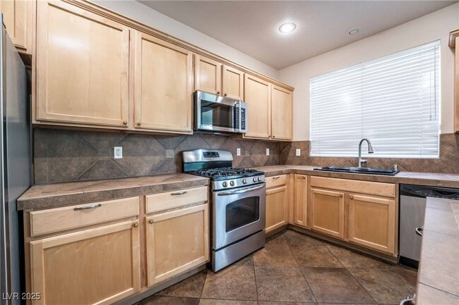 Building Photo - 4663 San Vito St