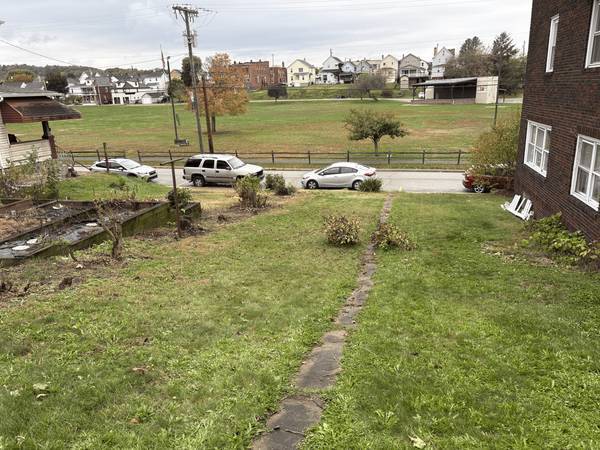 Building Photo - 505 1/2 Jackson Ave