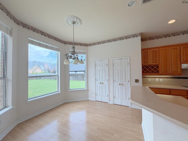 Building Photo - 4506 Hollow Ridge Dr
