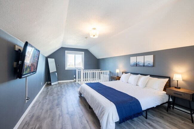 Building Photo - 13043 Mountain Crest Cir