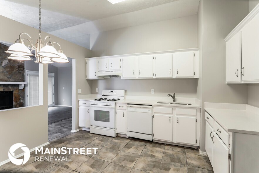 Building Photo - 689 Durham Crossing