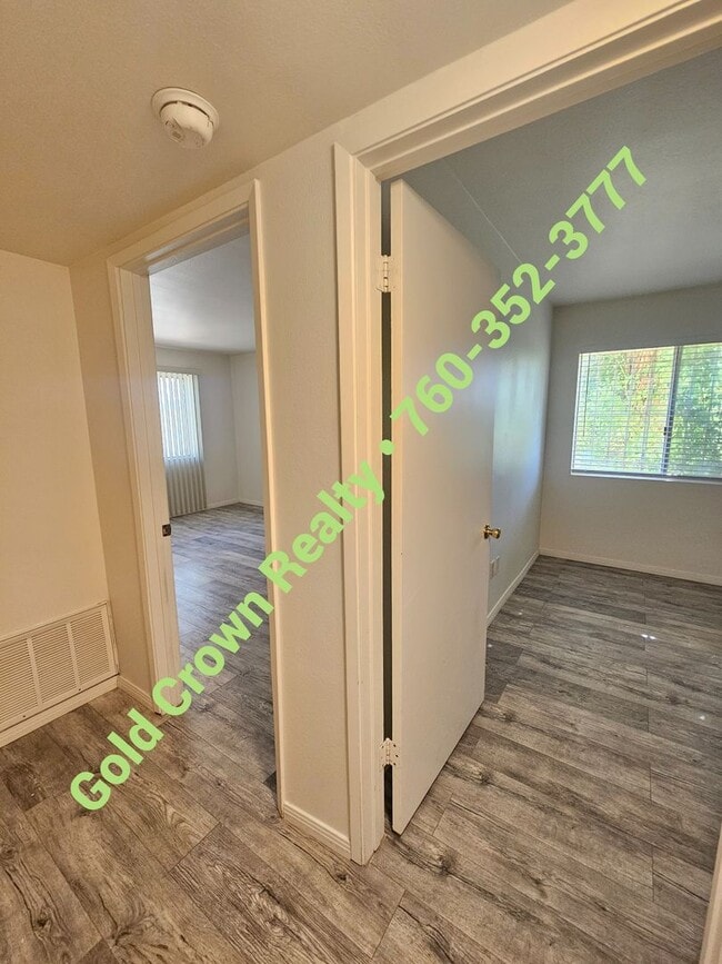 Building Photo - 2 bedroom Condo for Rent