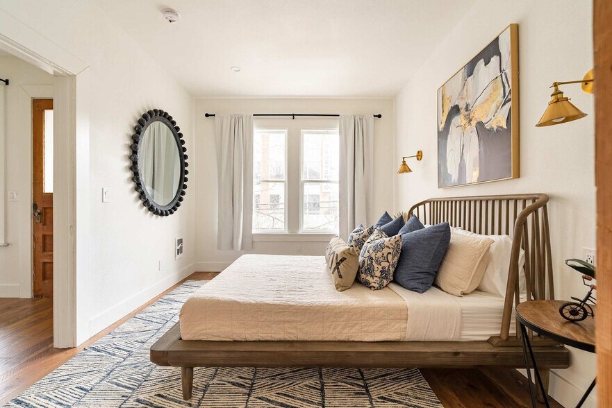 Building Photo - 1603 NW 23rd Ave