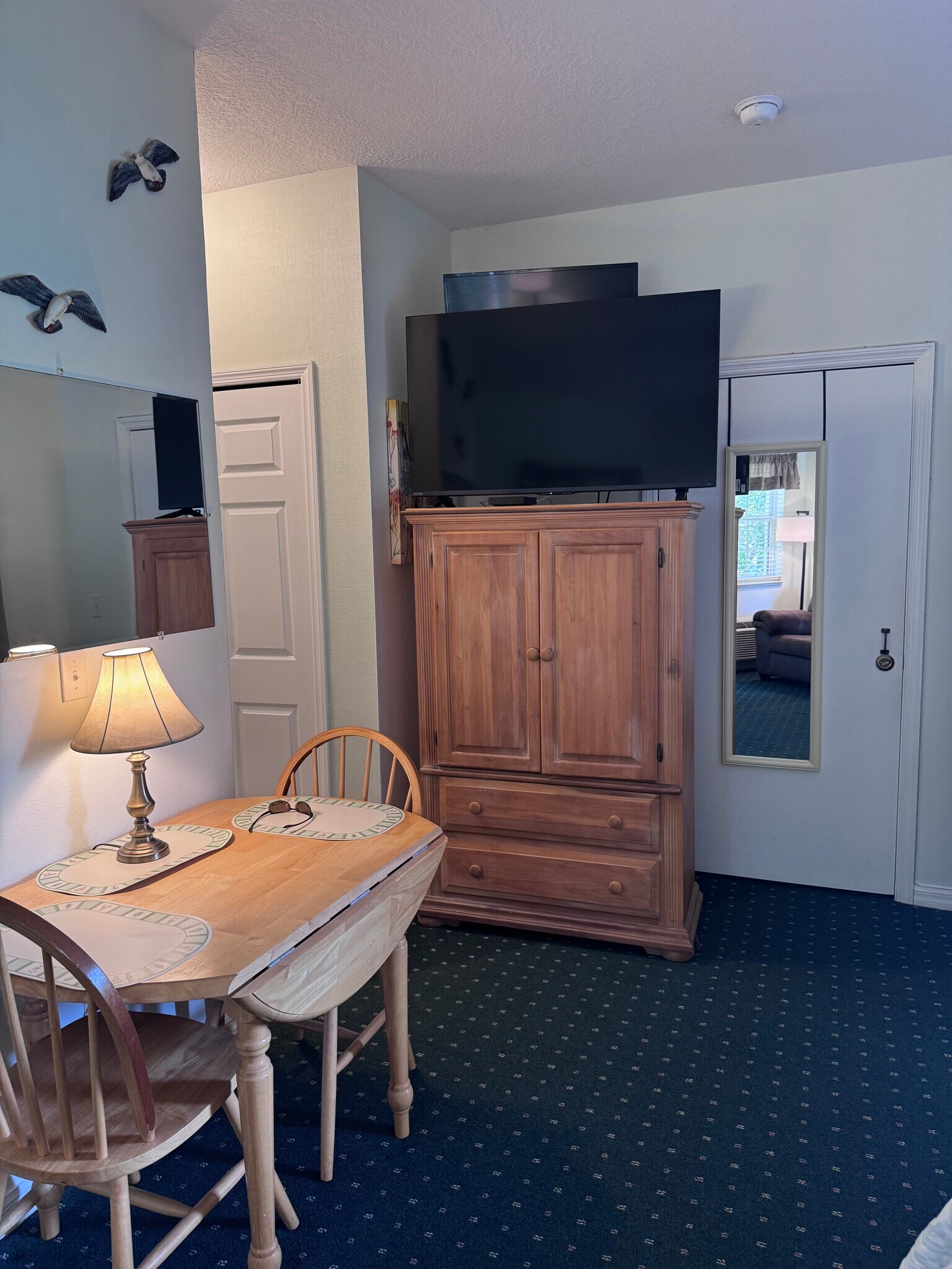 Building Photo - 9819 Perfect Dr