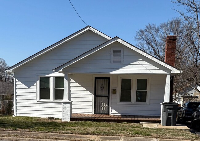 Primary Photo - 3 Bedroom / 1.5 Bath Home Kingsport TN