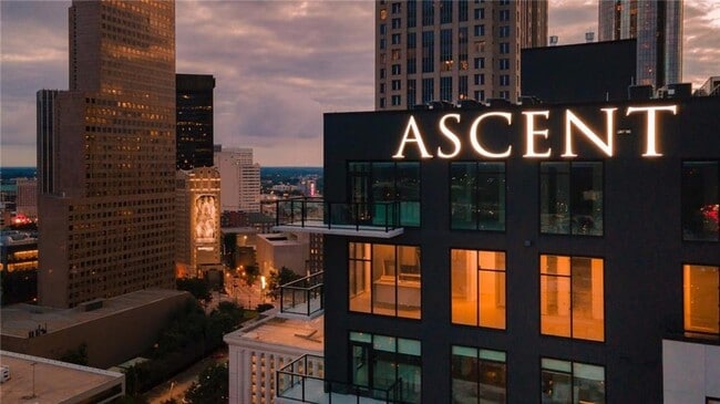 Building Photo - 161 Peachtree Center Ave NE