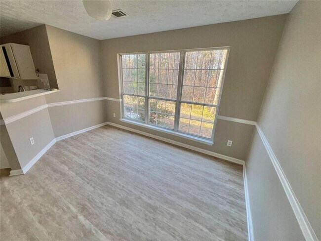 Building Photo - 2415 Hamilton Parc Ln NE