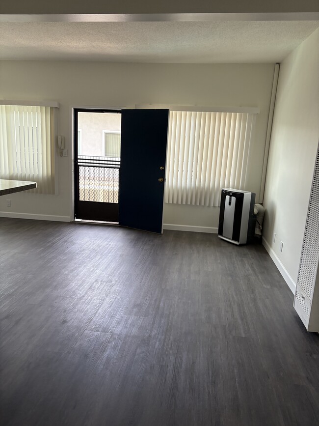 Living room - 6549 Johnson Ave