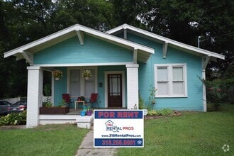 Building Photo - Cute Two Bedroom House, Close to LA Tech!