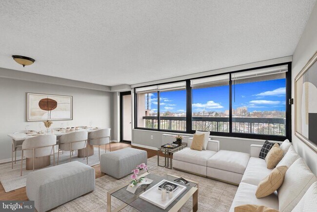 Building Photo - 3701 S George Mason Dr