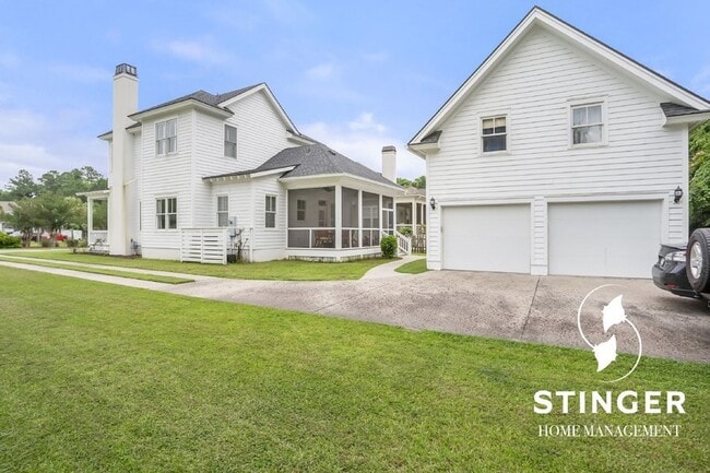 Building Photo - 14 Halsey Cir