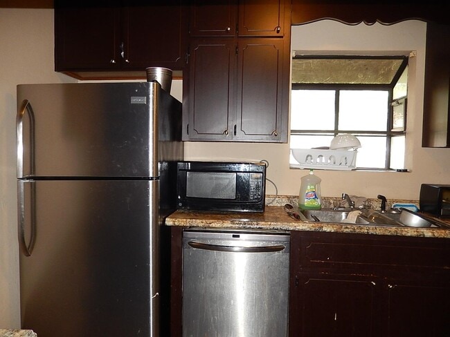 Building Photo - 1805 Meriadoc Rd