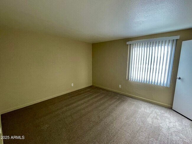 Building Photo - 3313 N 68th St