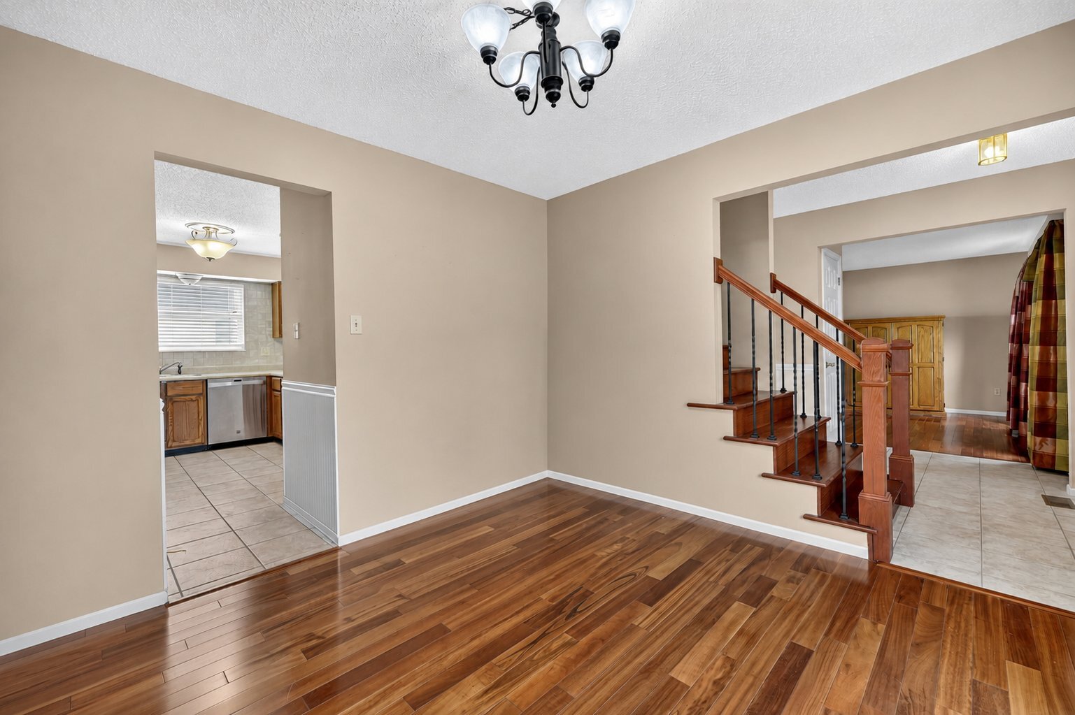 Building Photo - 2600 Northcliffe Dr