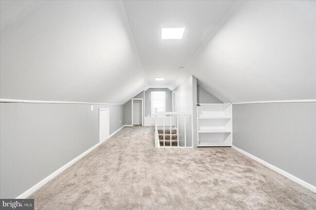 Building Photo - 303 Miles Rd