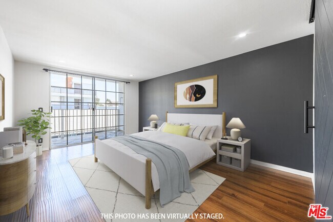 Building Photo - 11667 Gorham Ave