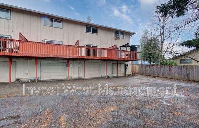 Building Photo - 224 NW 12th Ave