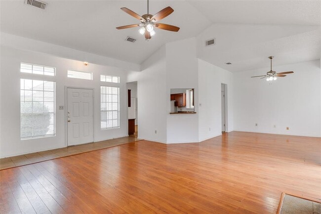 Building Photo - 12606 Hunters Chase Dr