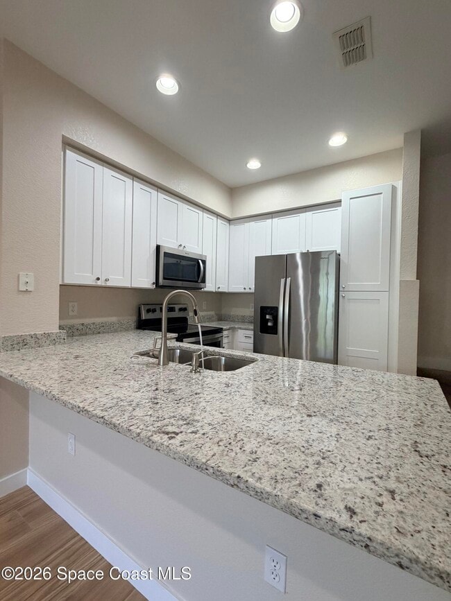 Building Photo - 105 Turpial Way