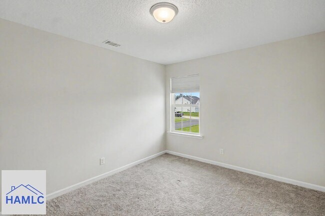 Building Photo - 188 Sunflower Cir NE
