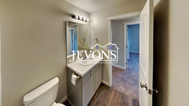 Building Photo - Enchanting 2020-built single-family home in Yakima