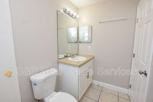 Building Photo - 1723 Pilchard Dr