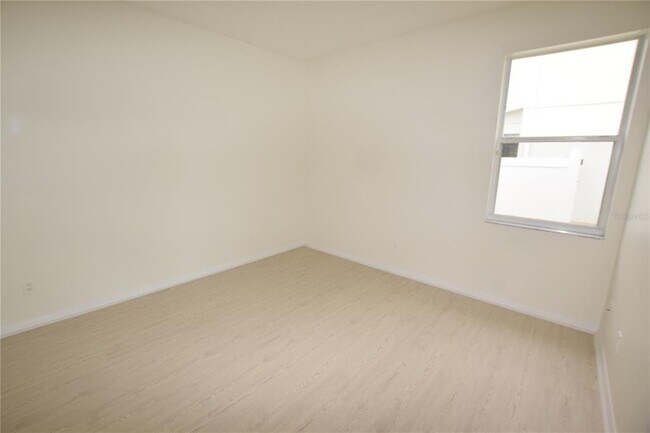 Building Photo - 2604 Lutza Way