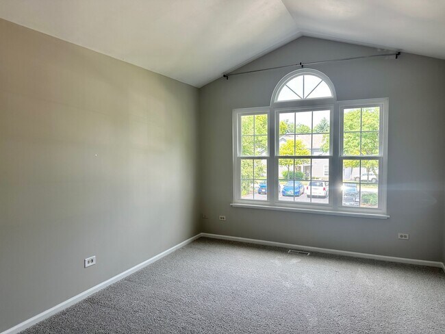 Building Photo - 24 Cedar Grove Ct
