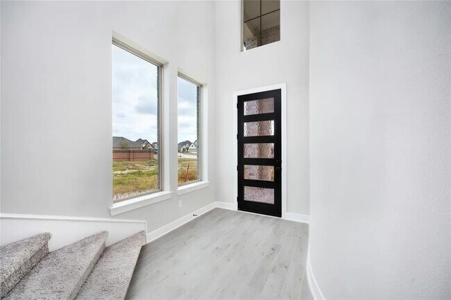 Building Photo - 24130 Elkhorn Gln Ln