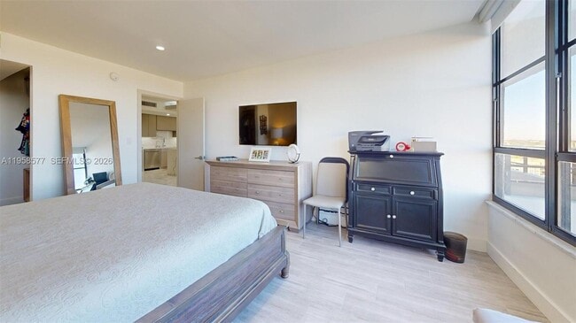 Building Photo - 600 Three Islands Boulevard