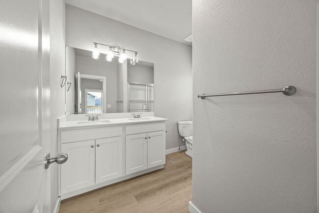 Building Photo - 1902 SW Poigai Ct