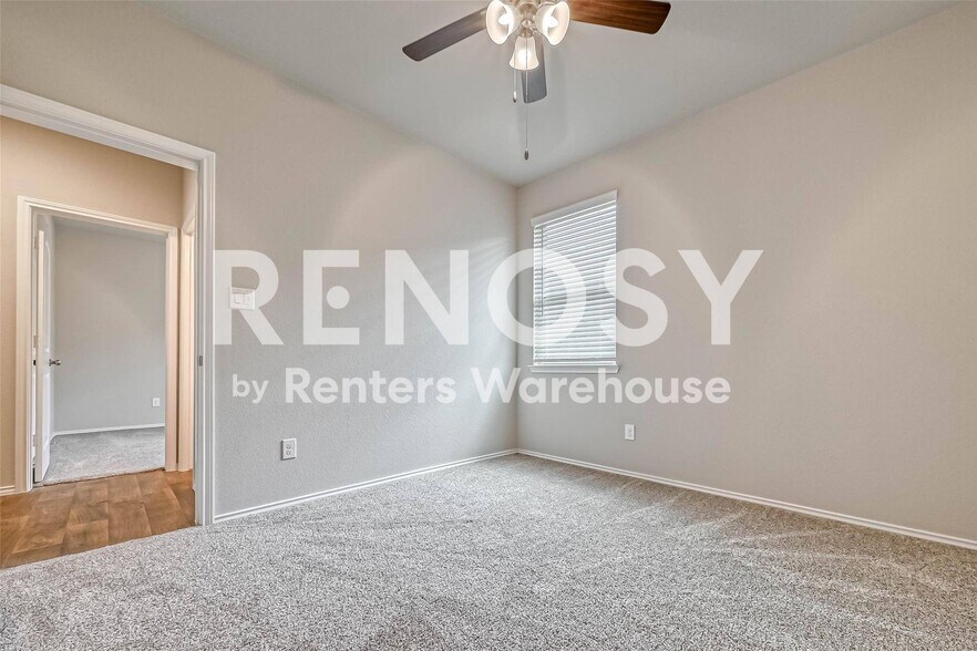 Building Photo - 14122 Silver Falls Ct