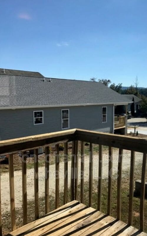 Building Photo - 89 Fickley Dr