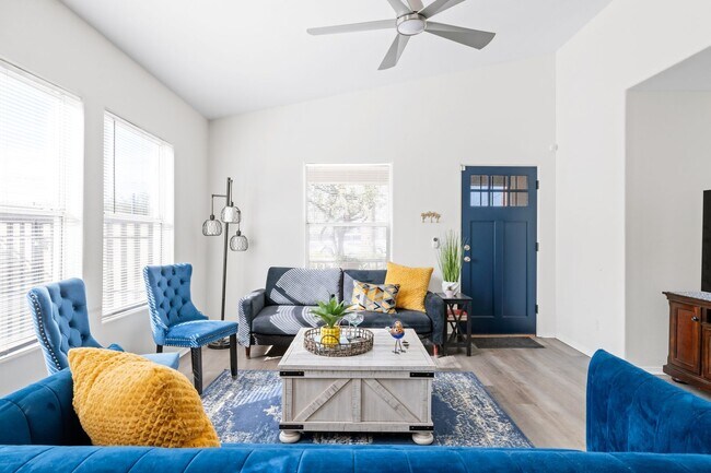 Building Photo - New Home in With Historic Charm in Coveted Garfield District