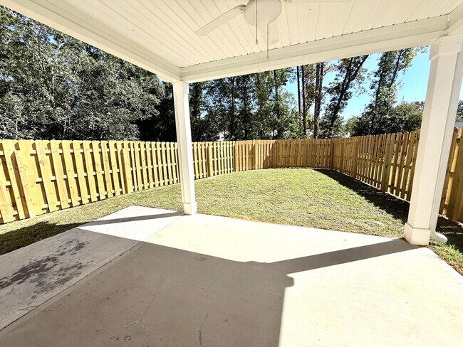 Building Photo - 2794 Prince Charles Ct