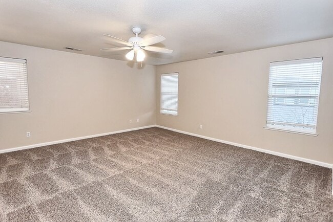 Building Photo - Beautiful 4 Bed 3 full bath Natomas Home!!