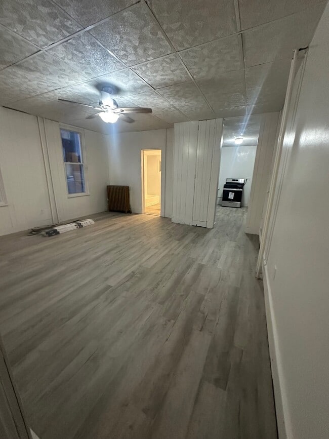 Building Photo - 1518 13th St