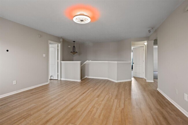 Building Photo - 30322 Deleon Fields Dr