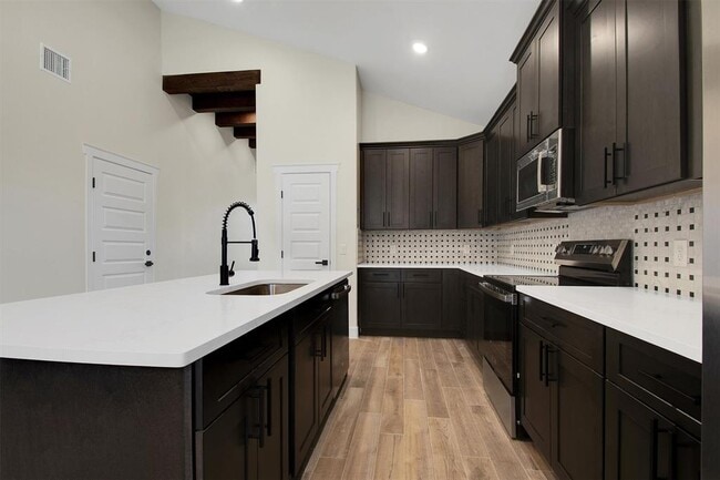 Building Photo - 151 Kawainui Ln