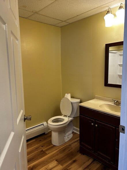 Building Photo - 1326 E Gibson St