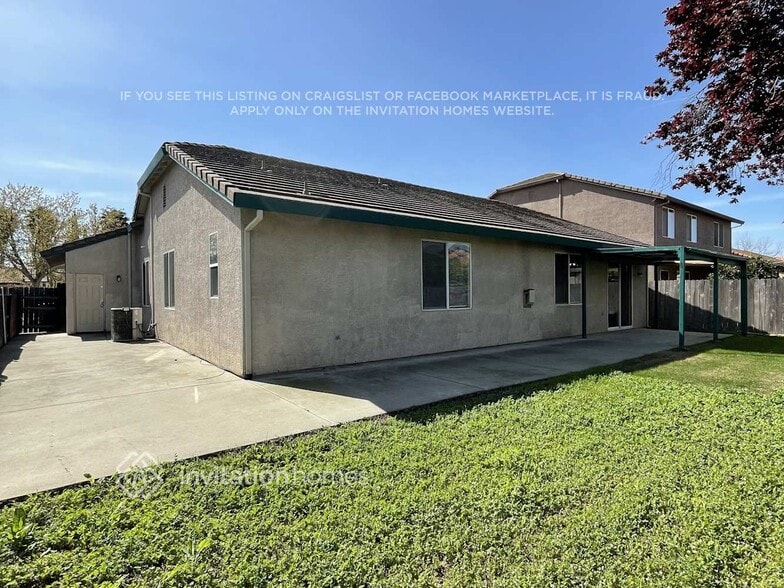 Building Photo - 1531 Berkshire Dr